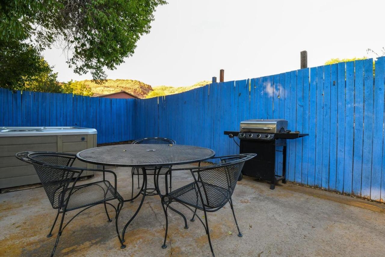 Charming 2 Bedroom Near Downtown - Rose Tree 1 Moab Luaran gambar