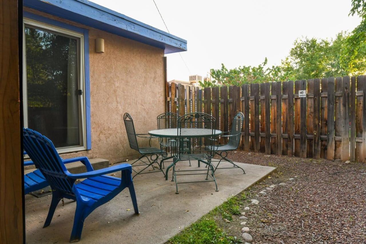 Charming 2 Bedroom Near Downtown - Rose Tree 1 Moab Luaran gambar