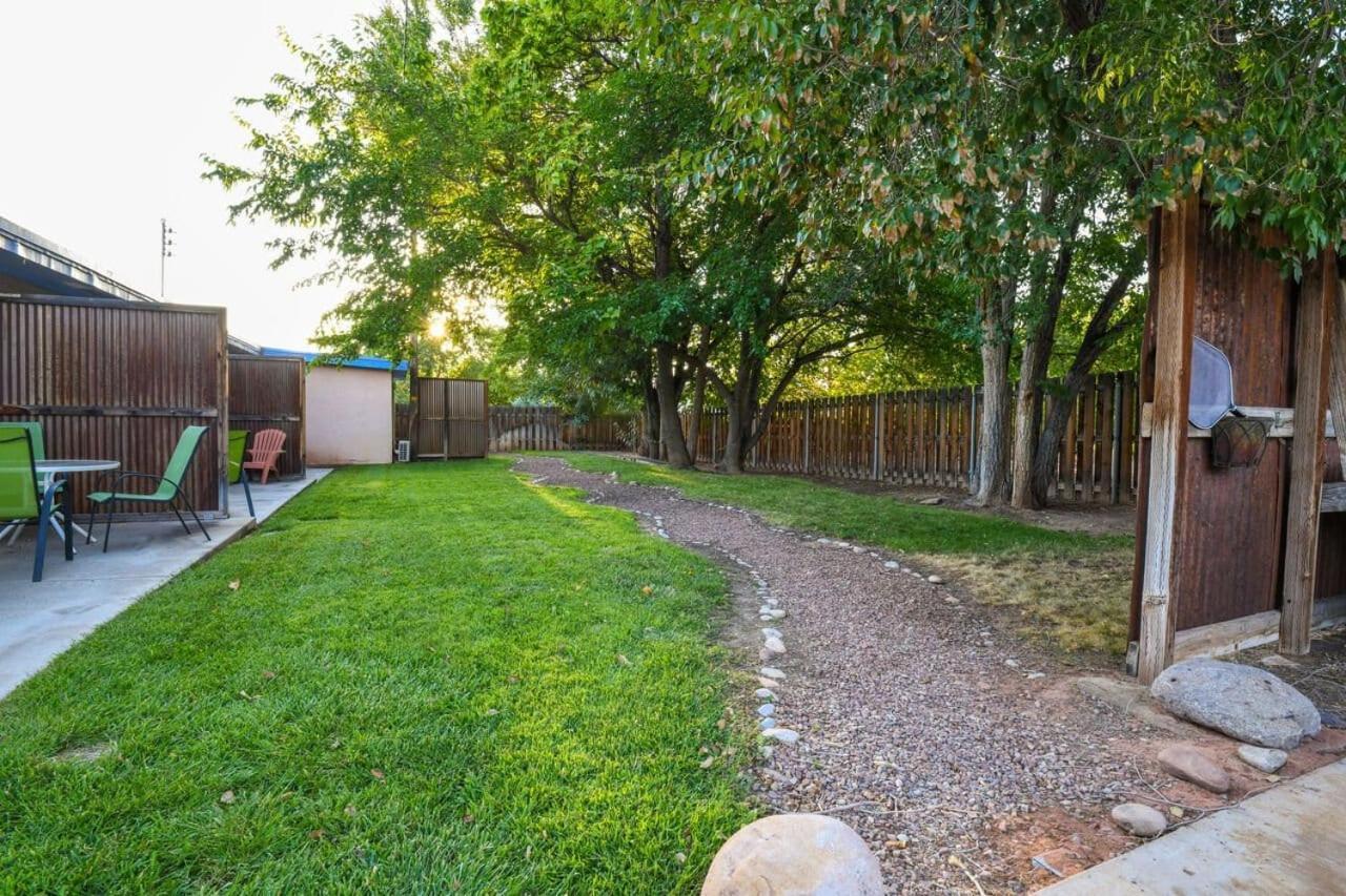 Charming 2 Bedroom Near Downtown - Rose Tree 1 Moab Luaran gambar