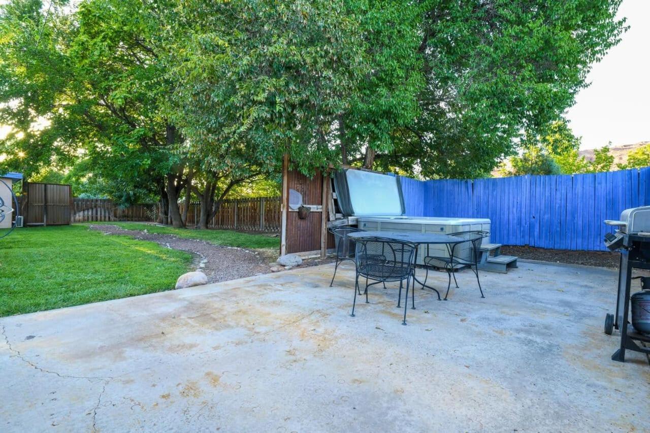 Charming 2 Bedroom Near Downtown - Rose Tree 1 Moab Luaran gambar