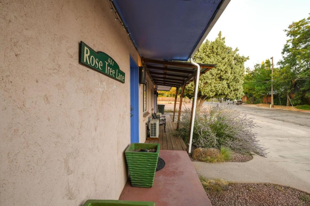 Charming 2 Bedroom Near Downtown - Rose Tree 1 Moab Luaran gambar